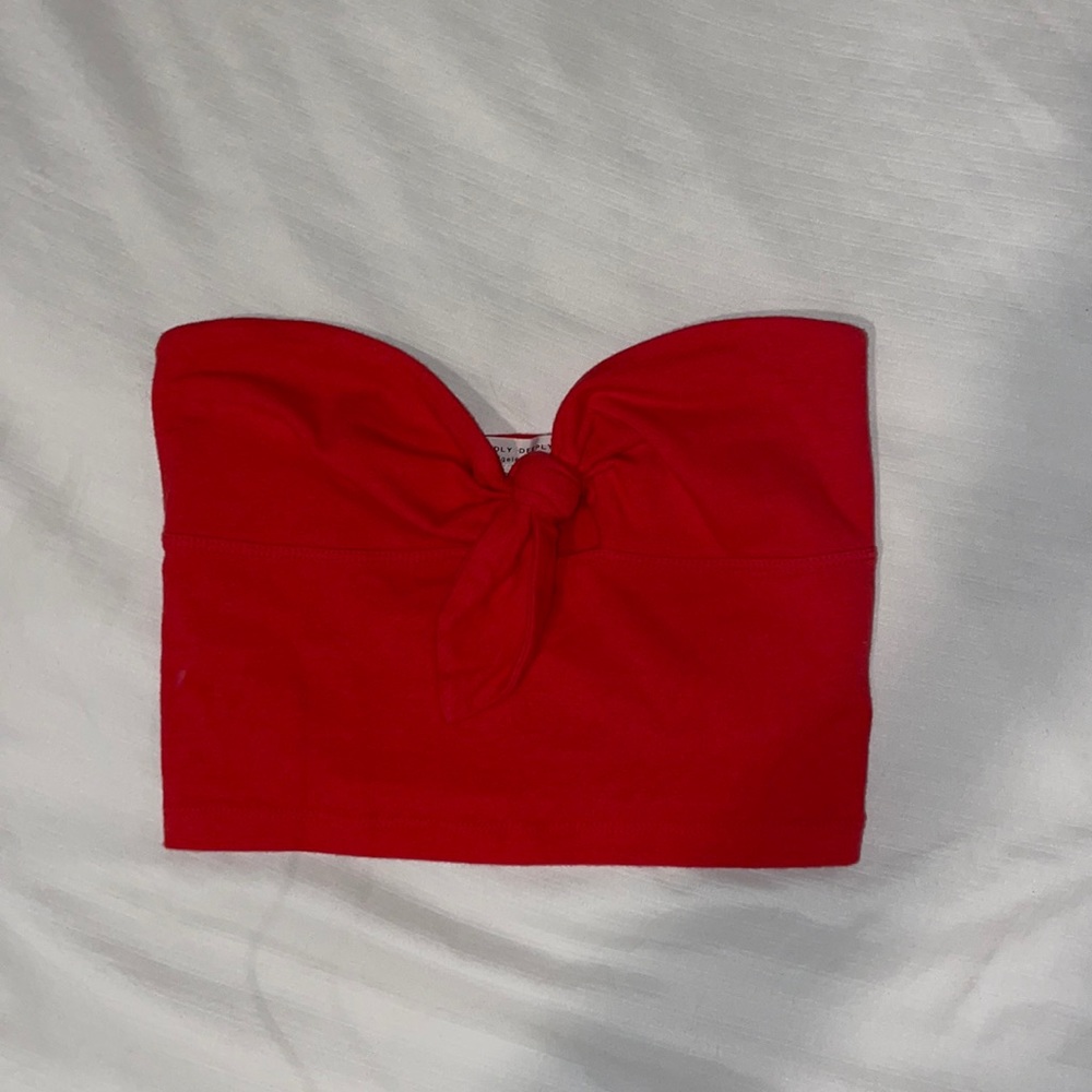 uo red tie crop top
